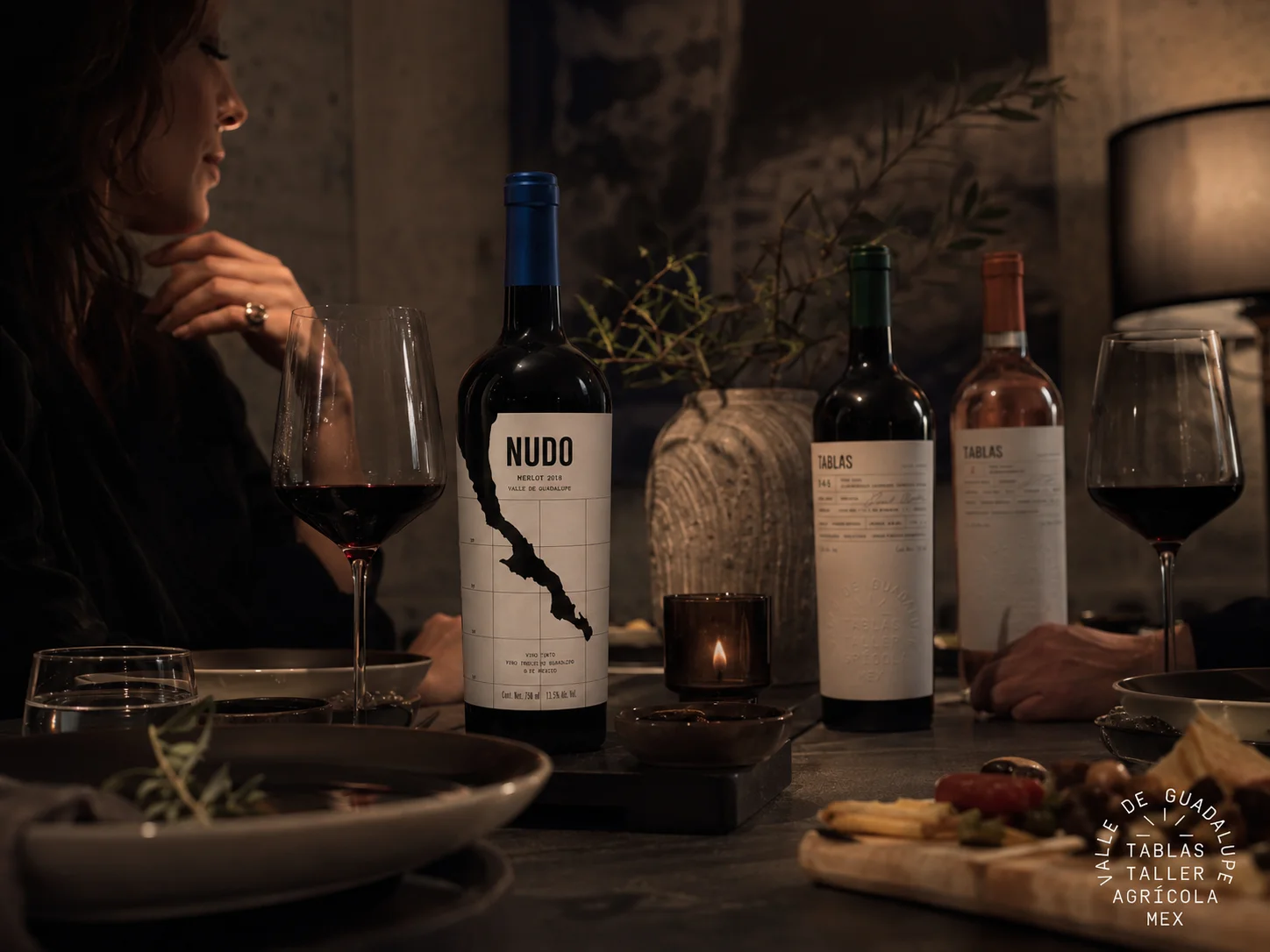 Cena íntima con Nudo